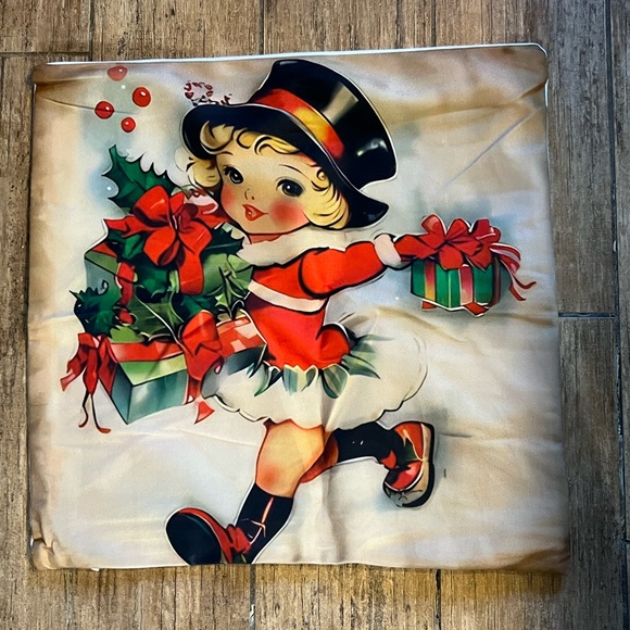 Christmas Pillow Covers. 18” X 18” New - Picture 3 of 3